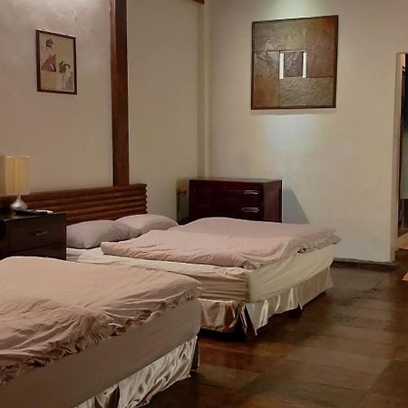 Bright Moon Homestay Dongshi  Quarto foto